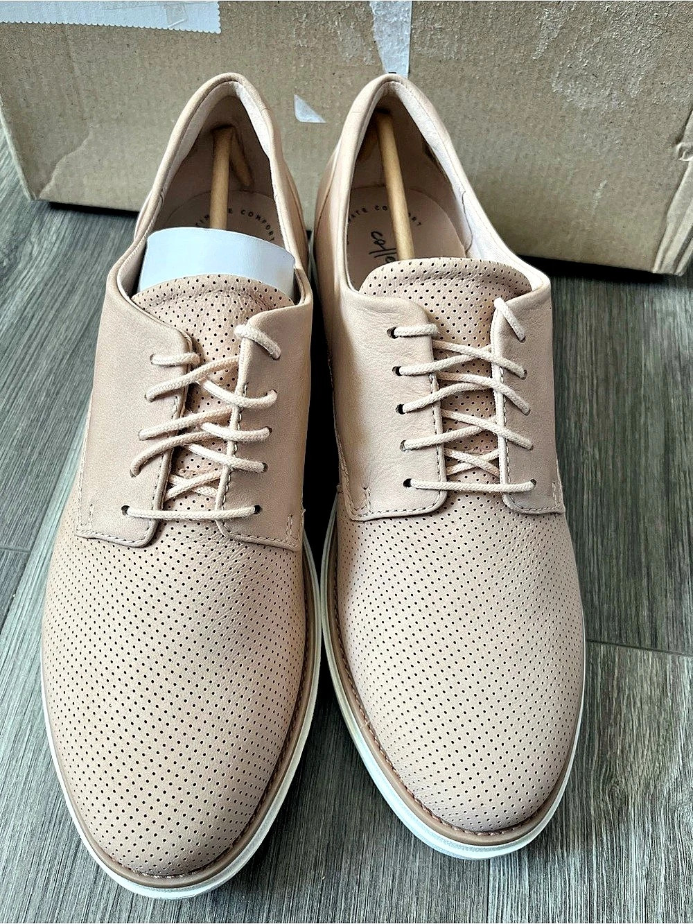 Clarks Sharon Crystal Leather Sneakers in Pink US 10 M New